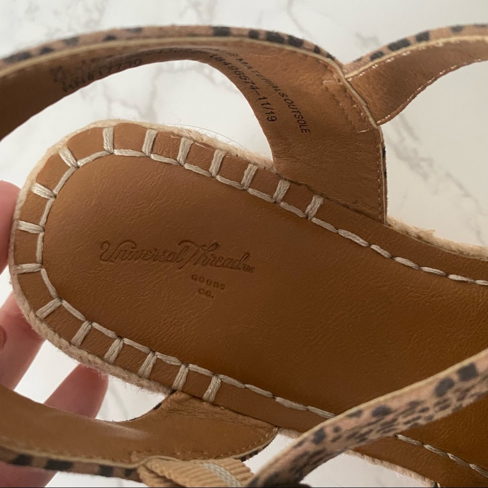 π Universal Thread | Cheetah Print Platform Espadrilles - Picture 4 of 10